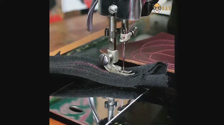 Pfaff 30 Vintage Sewing Machine