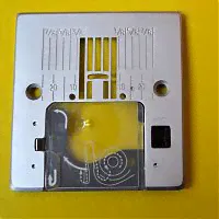Игольная пластина Pfaff