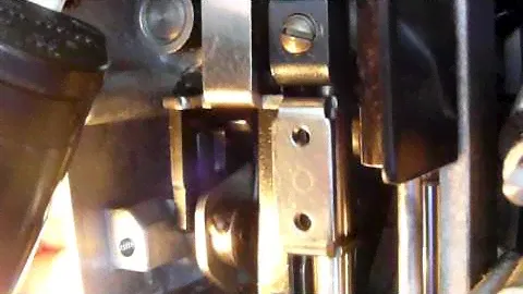 Pfaff 1221