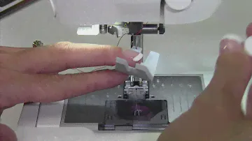 Pfaff Performance 5.2 - 8 Inserting the Needle