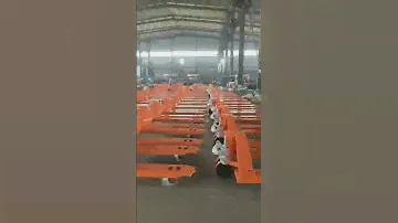 hand pallet truck #materialhandling #pallettruck #warehouseequipment