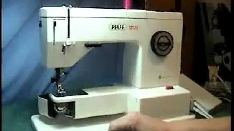 Adrienne's Pfaff 1222E part 1
