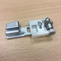 820319-096 Pfaff Лапка D для потайной подгибки изделий (оверлочная) 4852/4862/4872/4874