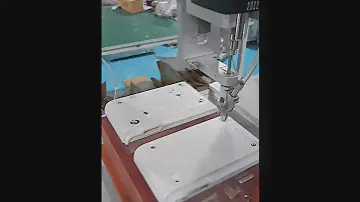 A machine that automatically assembles screws!
