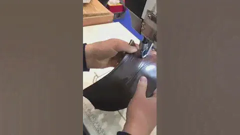 Колонковая швейная машина автомат